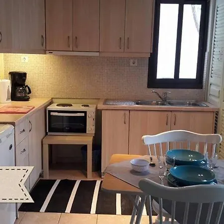Holiday home Mingon Xylokastro